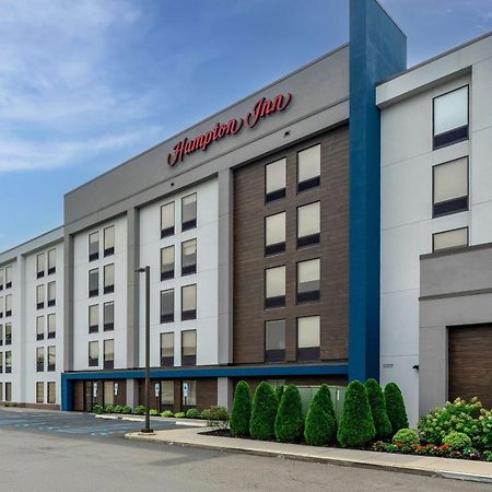 Hampton Inn Woodbridge Bagian luar foto